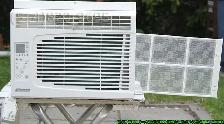 Air conditioner climatiseur 5250 btu largeur 16' AC QUASI NEUVE - Photo 2