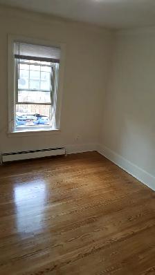 Walkerville @ Ontario & Lincoln- 2 bedroom apartment - Photo 4