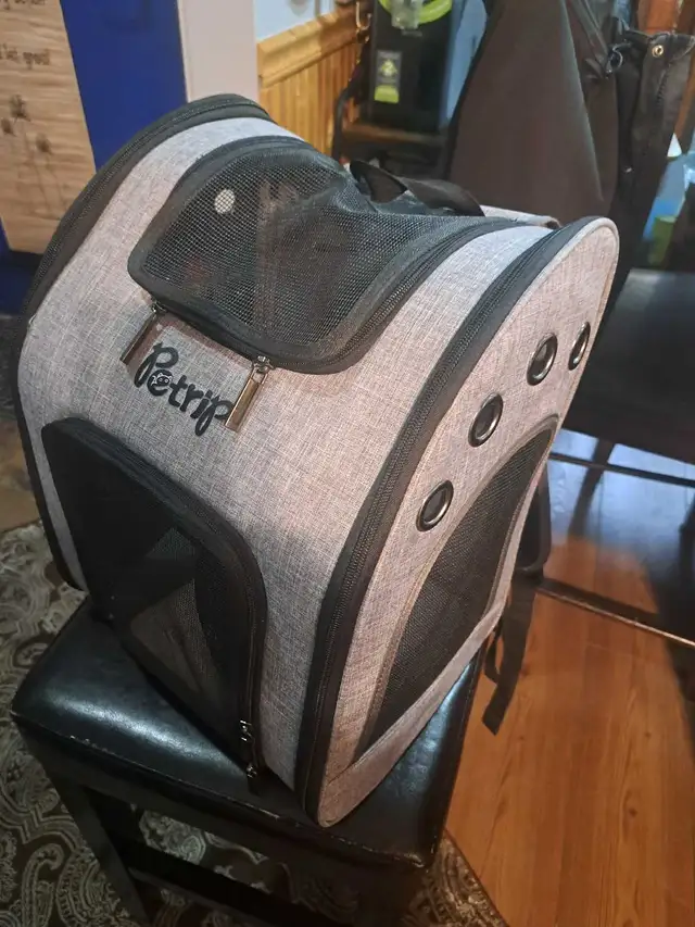Petrip Pet Travel Backpack