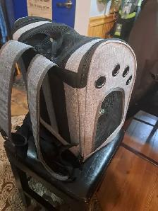 Petrip Pet Travel Backpack - Photo 2