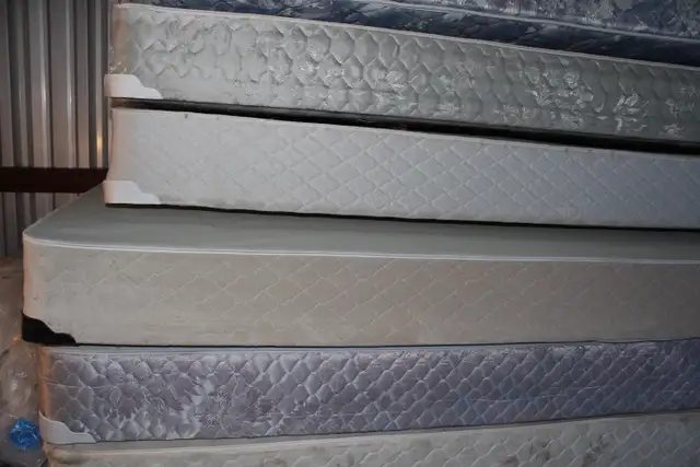 Box Springs   Metal Bed Frame for Sale