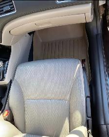 premium interior detailing - Photo 2