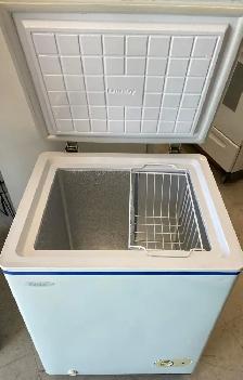 Danby Compact Chest Freezer - Photo 2