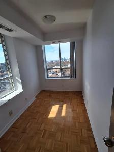 Affordable Market Rent Units – Queen West | 2-Bedroom, 3-Bedroom - Photo 4