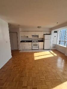 Affordable Market Rent Units – Queen West | 2-Bedroom, 3-Bedroom - Photo 7