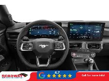 2025 Ford Mustang - Photo 4
