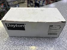 Dayton 5YGF5B 5’ 559LB Hoist New