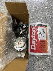 Dayton 5YGF5B 5’ 559LB Hoist New - Photo 2