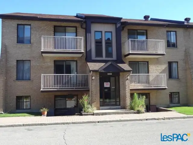 Logement  appartement Vimont Laval 4 1/2