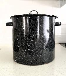 Brand New Enamel BucketBrand New Enamel Bucket   $25.00   Descri