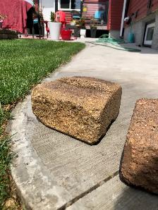 RETAINING WALL STONES - Photo 2