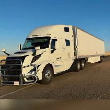 Hiring Class 1 drivers for US runs - Photo 3