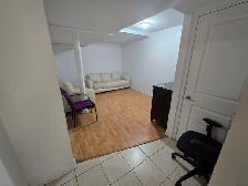 Walkout basement apartment for rent, best area of Scarborough - Photo 9