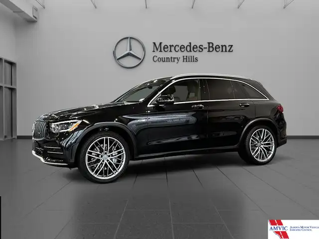 2022 Mercedes-Benz GLC43 AMG 4MATIC SUV Low km's! One owner! No