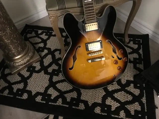 Epiphone Sheraton ll