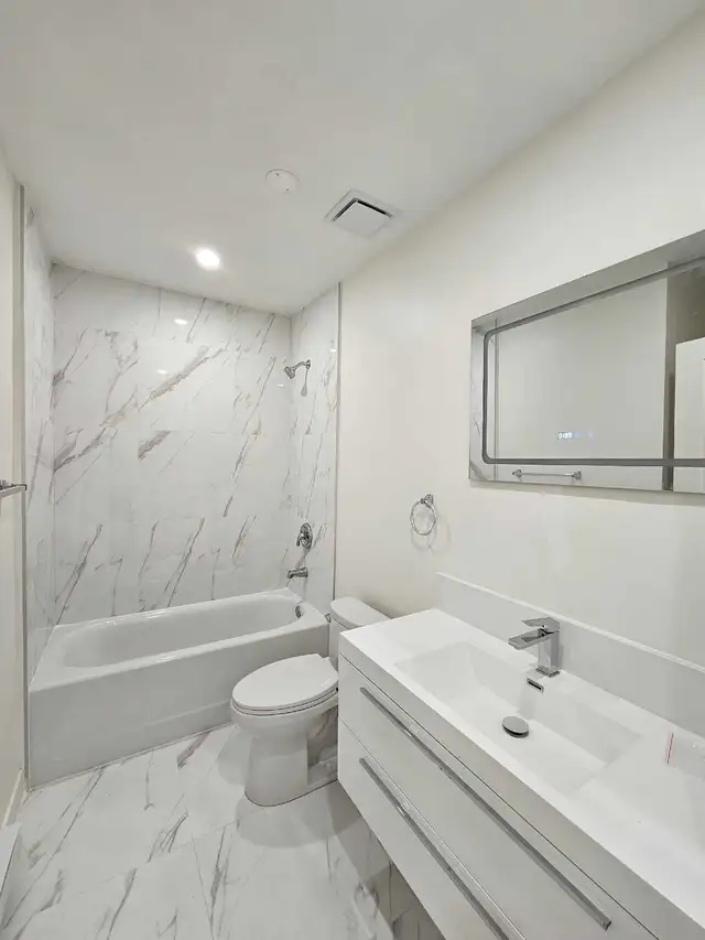 4 1/2 For Rent / Fully Renovated / Plateau Mont Royal