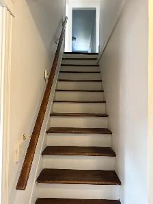 582 Charlotte apt 6 Available now - Photo 7