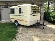 1977 Trillium 1300 Fiberglass Camper