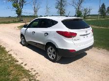 2015 Hyundai Tucson AWD - Photo 2
