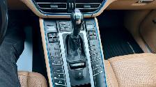 2021 Porsche Macan S - Photo 18