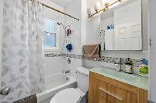 New Listing in East York! Detached 3 bedroom- ONLY $799,900! - Photo 6