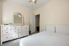 New Listing in East York! Detached 3 bedroom- ONLY $799,900! - Photo 8