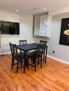 Furnished  1 bedroom basement near SQ 1 is short term rent - Photo 4