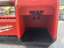 Milwaukee 2848 Tire Inflator Tool Only - Photo 4