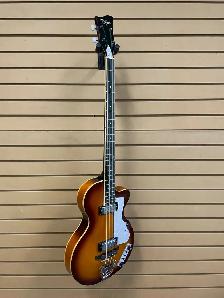 Hofner Ignition Club Bass - Photo 2