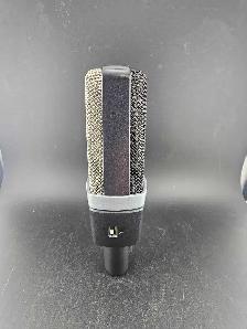 AKG C 214 XLR Condenser Microphone - Photo 3