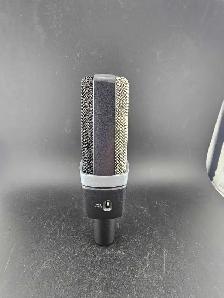 AKG C 214 XLR Condenser Microphone - Photo 5
