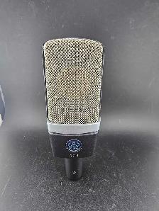 AKG C 214 XLR Condenser Microphone - Photo 6