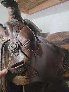 emore 280 series roping saddle! - Photo 3