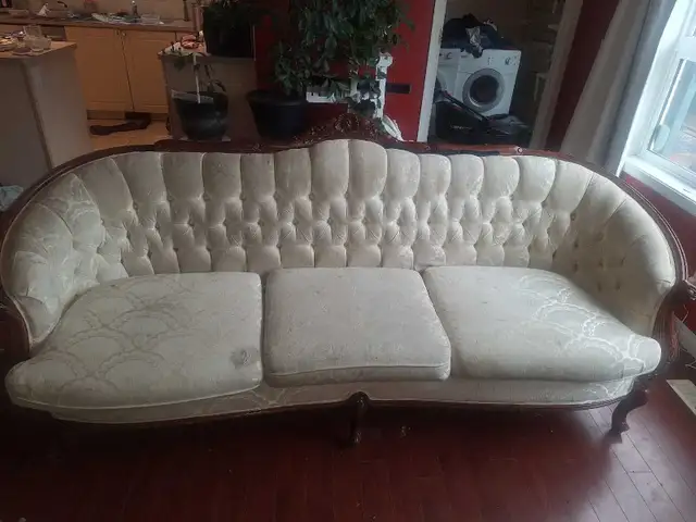 Free Couch
