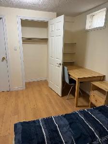 rooms for rent at York University village - Photo 4