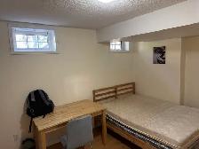 rooms for rent at York University village - Photo 6