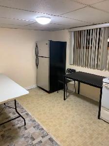 @Lawrence & Victoria Park, 1 bedroom from July 1, 2026, Basement - Photo 2