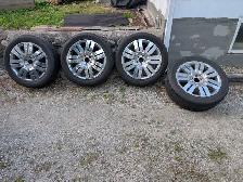 20" Alloy Rims and 245 50 R20 Tires For Sale