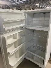 Réfrigérateur, Cuisinière, Laveuse, Sécheuse, standards blancs - Photo 3