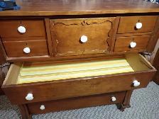 Bonnet Dresser with Knobs - Photo 9