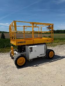 2019 Skyjack SJ6826 RT 4x4 Scissor Lift - Photo 4