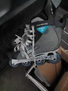 Roller Blades - Photo 3