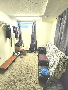 A 3 beds , 1 bath legal basement suite for rent in Calgary $1375 - Photo 6