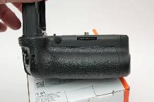Sony Vertical Battery Grip VG-C5 for A9iii or A5ii like New/box - Photo 3