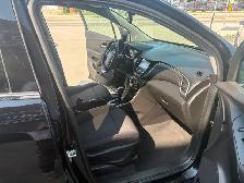2017 CHEVROLET TRAX LT - B/U CAMERA - CARGO COVER - BUCKET SEATS - Photo 19