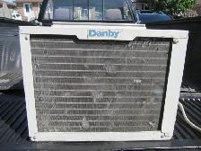 Danby 10,000 BTU Window Air Conditioner - Photo 4