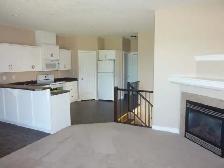 Leduc Two Bedroom Plus Den - Photo 2