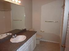 Leduc Two Bedroom Plus Den - Photo 3