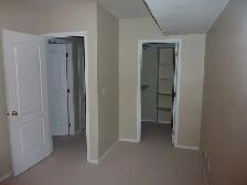 Leduc Two Bedroom Plus Den - Photo 4