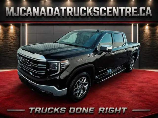 2023 GMC Sierra 1500 Crew Cab SLT Triple Black Loaded - More GM